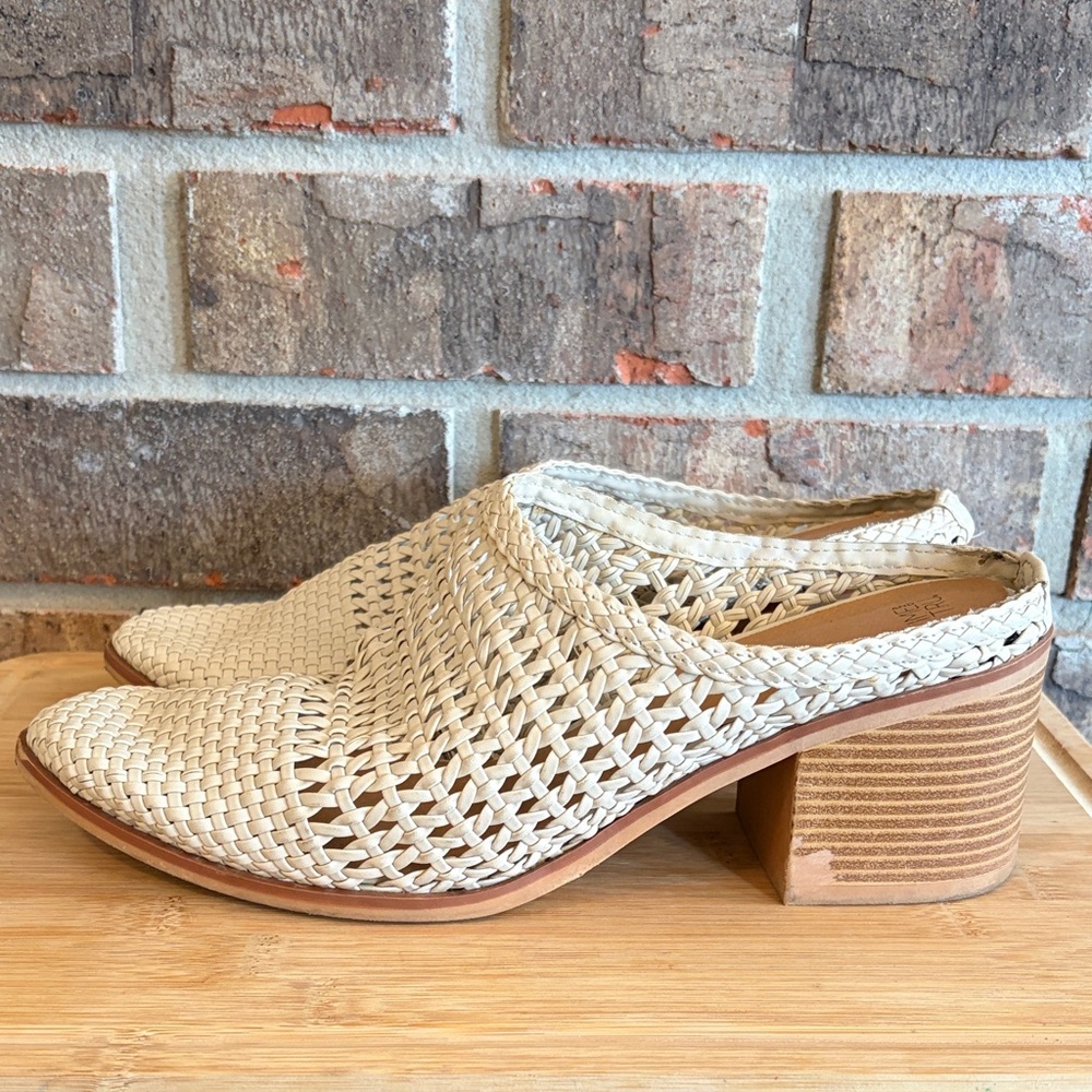 Time and Tru Woven Cream Mules